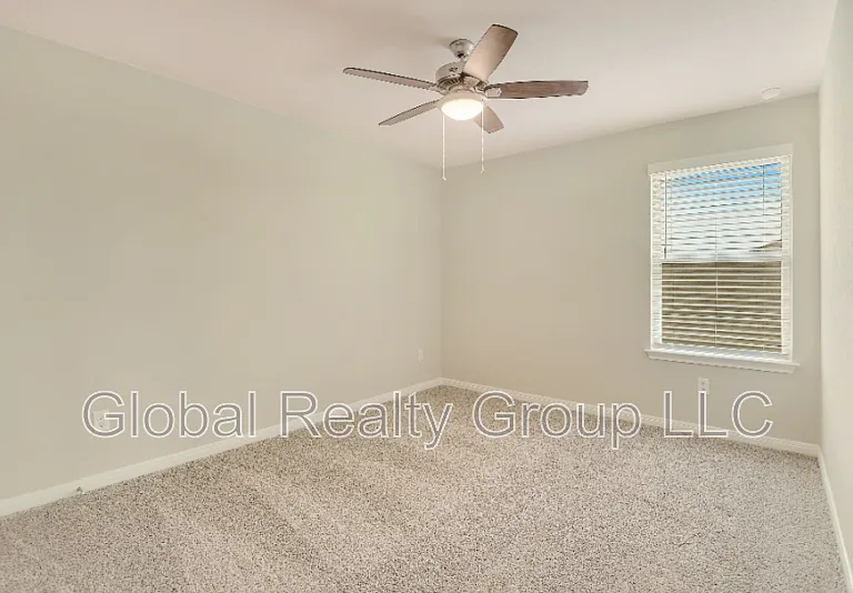 1247 Meyers Mdw — Photo 12