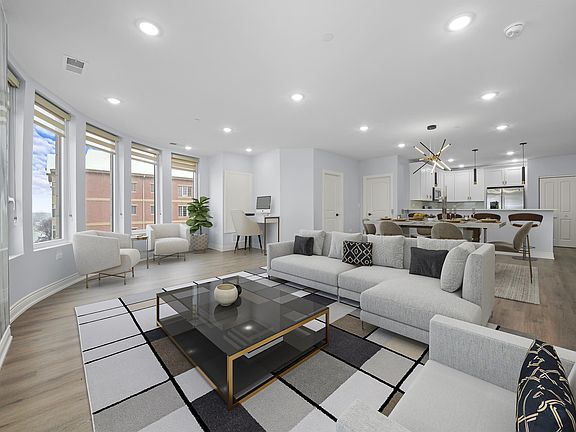 3rd image of 9610 Franklin Ave #617