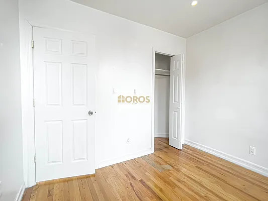 Rented by City Connections Realty | media 6