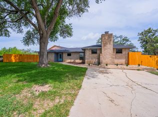 1002 RIVER OAK DR, Seguin, TX 78155