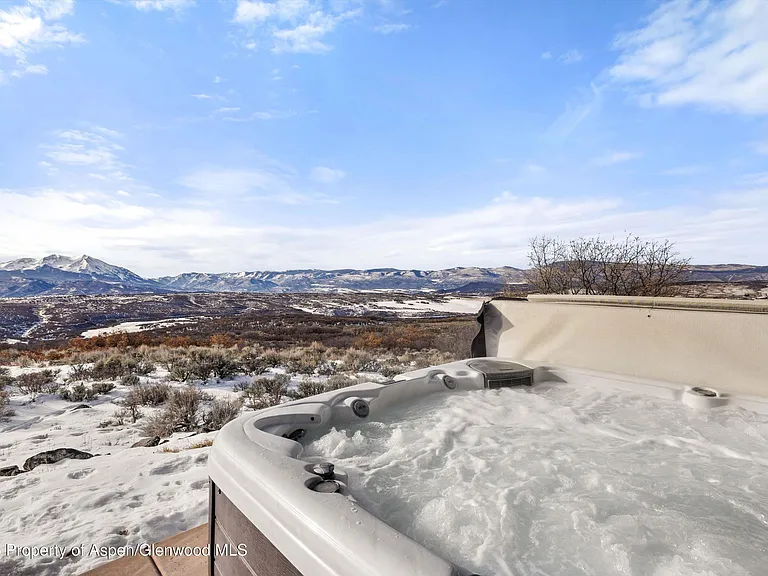 2103 Ten Peaks Mesa Rd — Photo 22