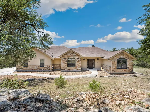 632 LASSO LOOP, Canyon Lake, TX 78133