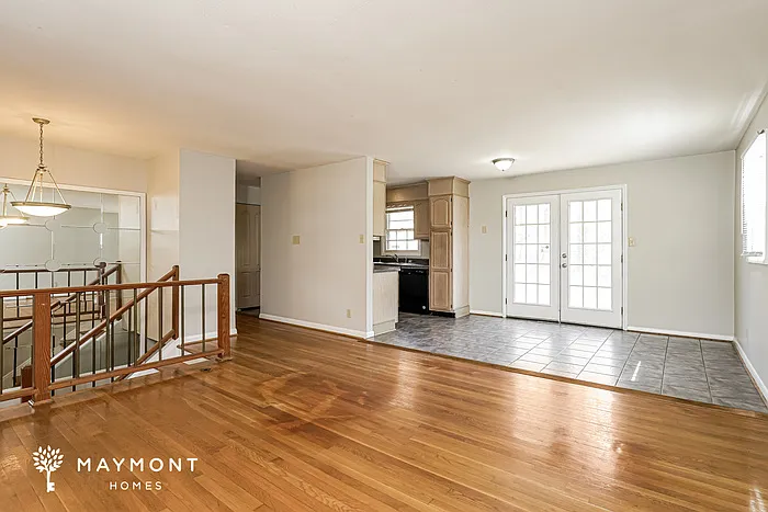 310 Anchor Dr — Photo 4