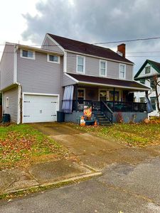 239 Locust Street, New Martinsville, WV, 26155