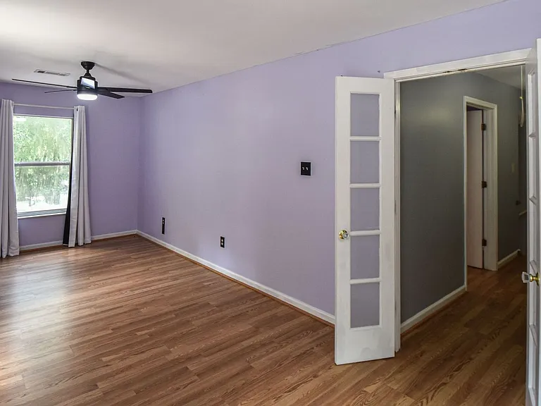 555 Shady Acres Dr — Photo 43
