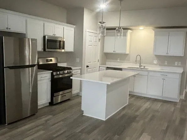 White Oak Estates LLC, 1356 S Main St #1356, Lake Mills, WI 53551