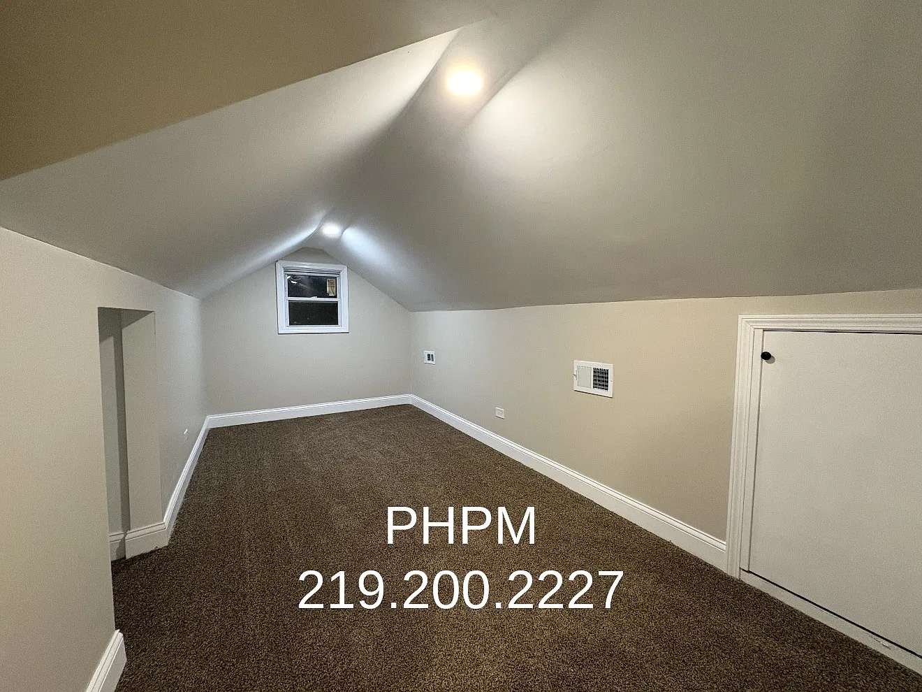4 bed, 2500 sqft, $1,950 — Photo 4