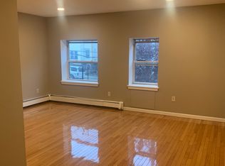 (Undisclosed Address), Yonkers, NY 10701