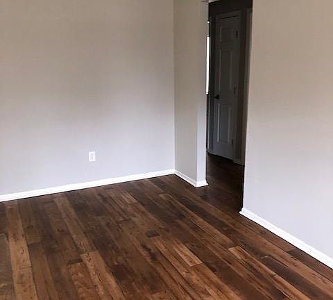 3rd image of 3347 Meadow Gold Dr