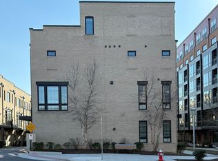 1870 Easterly Rd, Reston, VA 20190