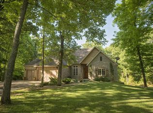 2052 Olde Gate Rd, Nixa, MO 65714