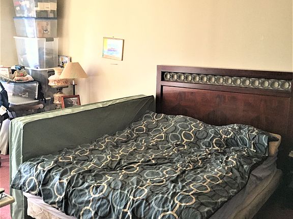 2nd image of 3171 Whitney Ave APT 2C