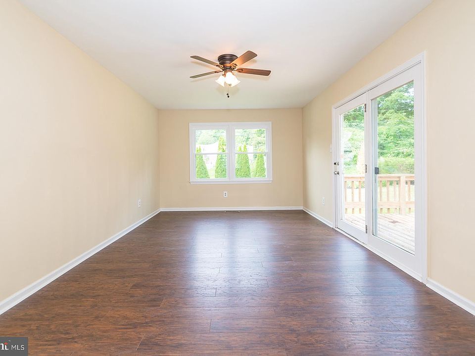 1st image of 3 Sonia Ct