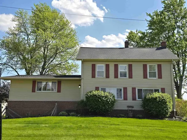 19354 27 Mile Rd, Ray, MI 48096