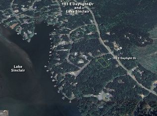 103 E Daylight Dr, Eatonton, GA 31024