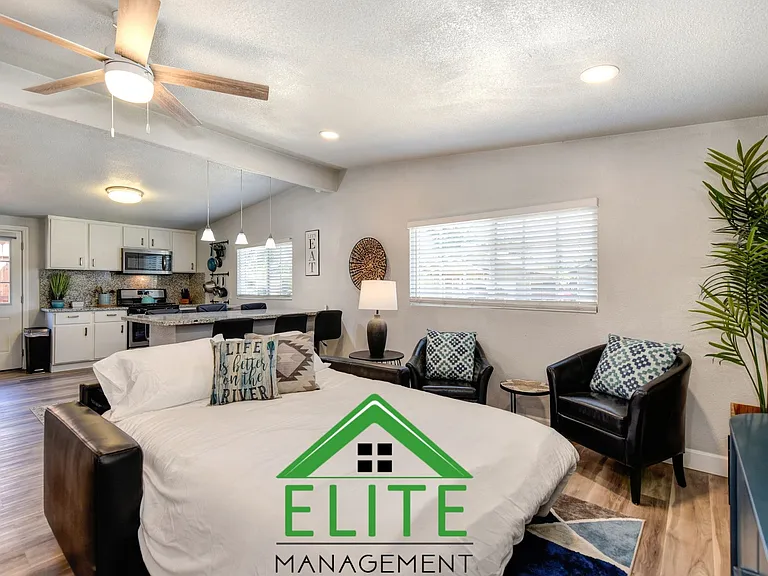 898 Beardsley Dr — Photo 15