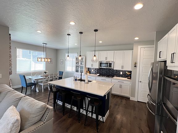 4th image of 3423 W Di Stefano Ct
