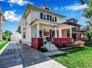 30 Saint Joseph St, Lancaster, NY 14086