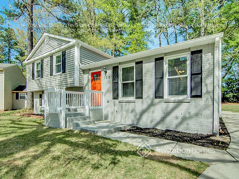 108 N Corncrib Ct — Photo 3