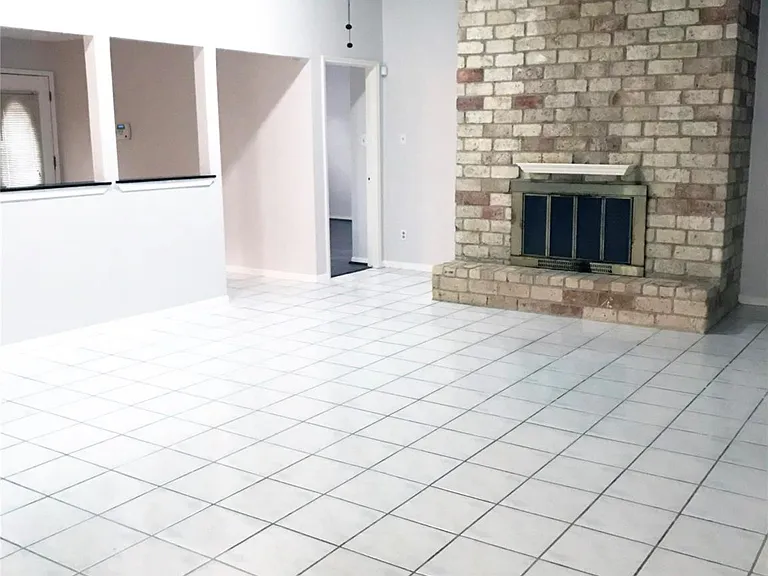 10118 Sageglow Dr — Photo 7