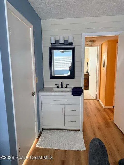 3135 Shady Dell Ln — Photo 2