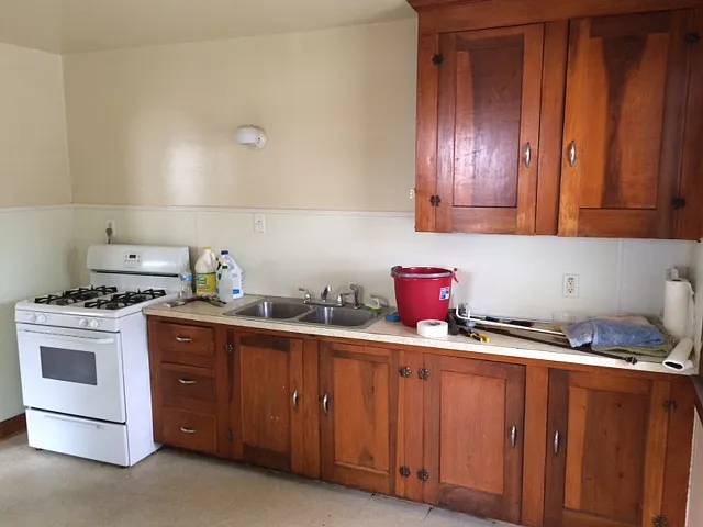 16 Ward Ave #16 — Photo 6