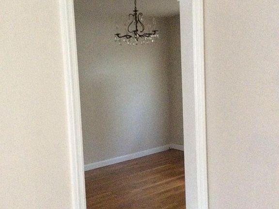 from living room to enter dinning room
