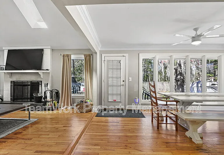18 Shadowmoss Pkwy — Photo 12