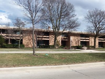 2650 S 60th St APT 27, Milwaukee, WI, 53219