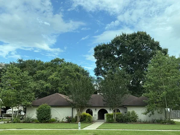 107 Paddington Dr, Lafayette, LA 70508