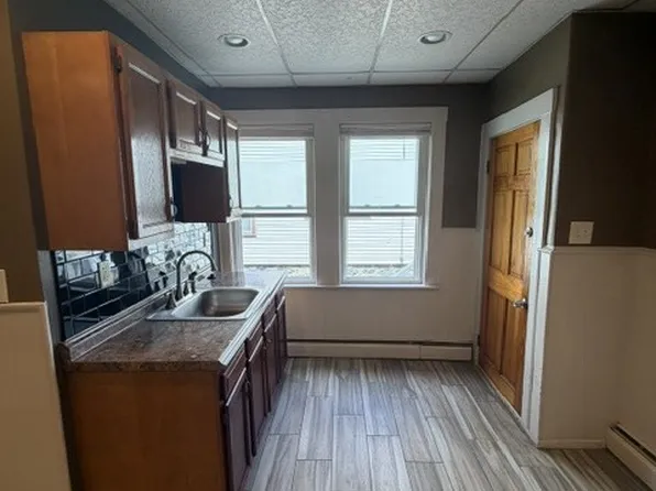 (undisclosed Address), Medford, MA 02155