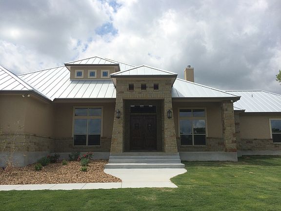 2nd image of 152 Bridgewater Dr