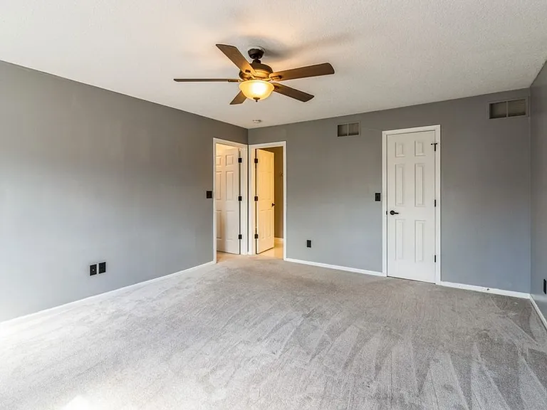 1908 NW Ashton Ln #1 — Photo 11