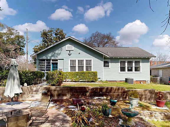 4th image of 206 S Merritt St