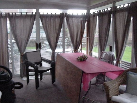Sun/Florida Room