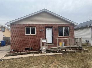 8716 Continental Ave, Warren, MI