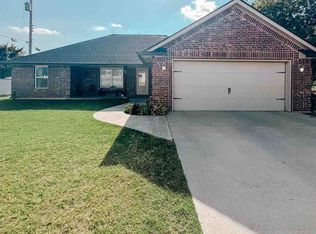 509 G St, Elgin, OK 73538