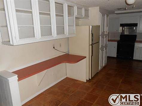 5th image of 1921 Devonshire Dr