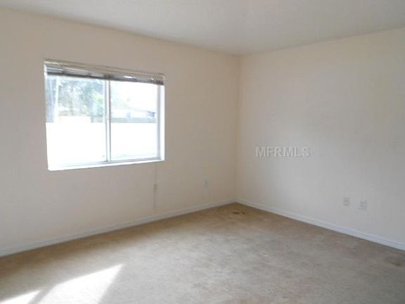 5th image of 11027 Whittney Chase Dr