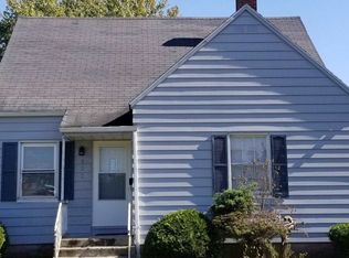 802 S Camden St, South Bend, IN 46619