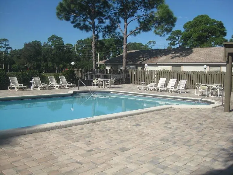 2831 Stoneway Ln #B — Photo 18