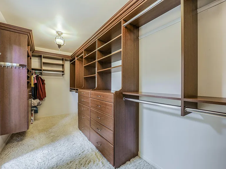 20317 Blauer Dr — Photo 26