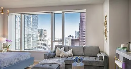 Studio, 480 sqft, $3,900 — Photo 3