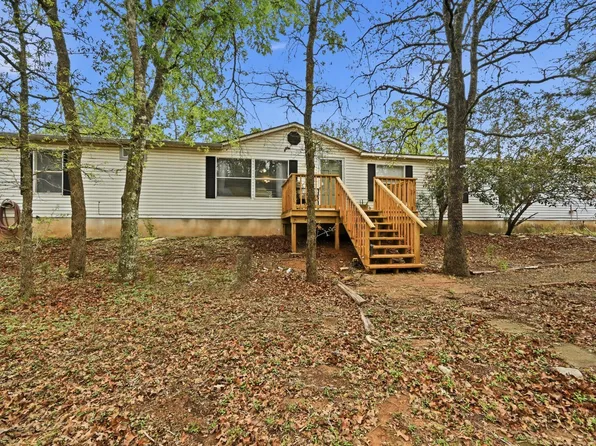 120 Green Mountain Dr, Cedar Creek, TX 78612