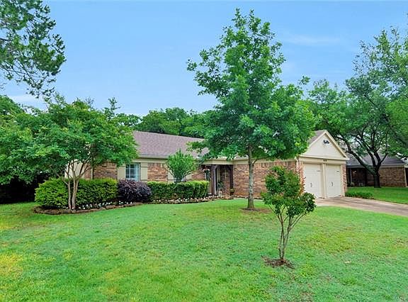 2nd image of 3628 Windsong Ln