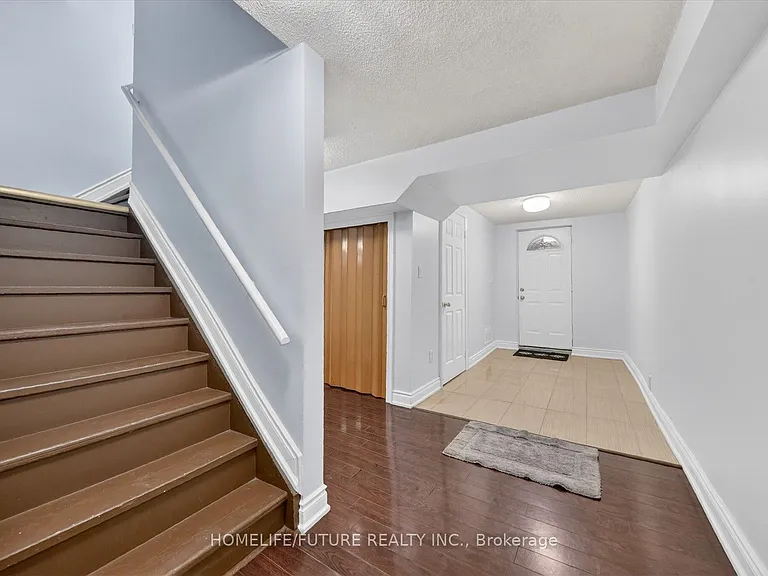 37 Elson St #BASEMENT — Photo 6