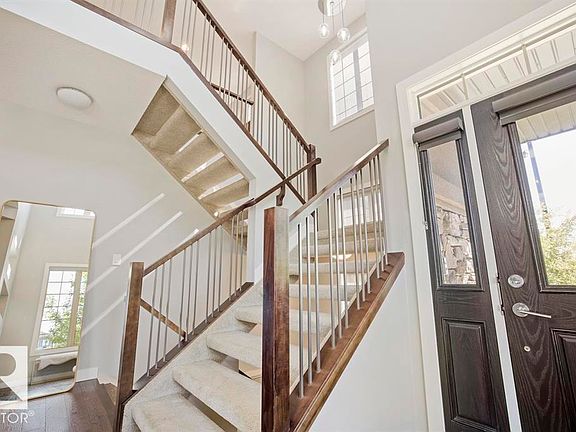 4th image of 1004 Huckell Pl SW