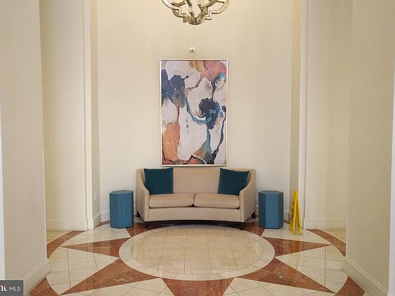 3rd image of 3830 9th St N Penthouse 5W-PH5W
