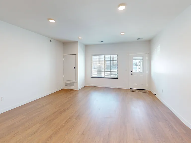 Autumn Townhomes — Photo 26