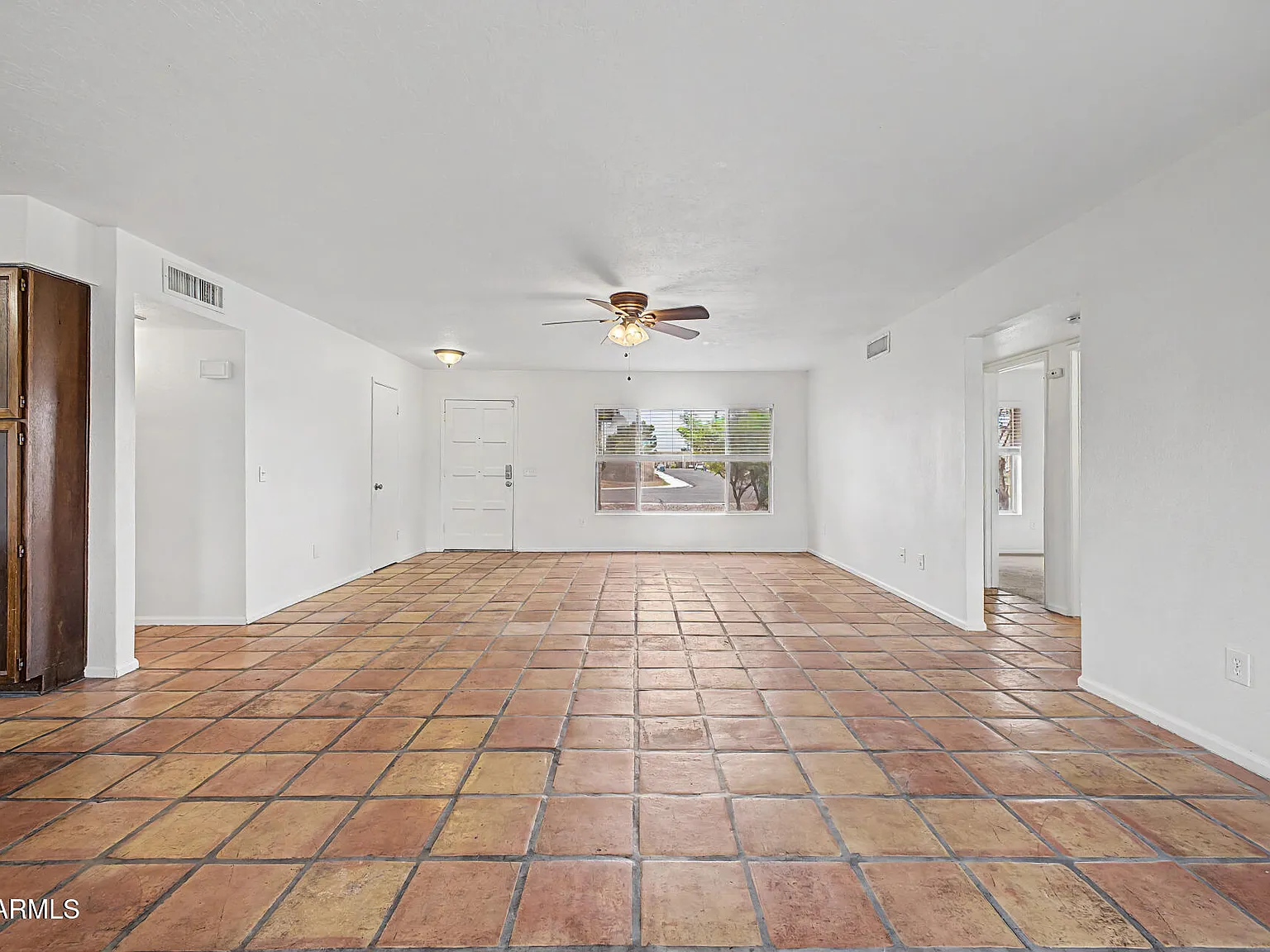 3 bed, 2.0 bath, 1383 sqft, $2,500 — Photo 3